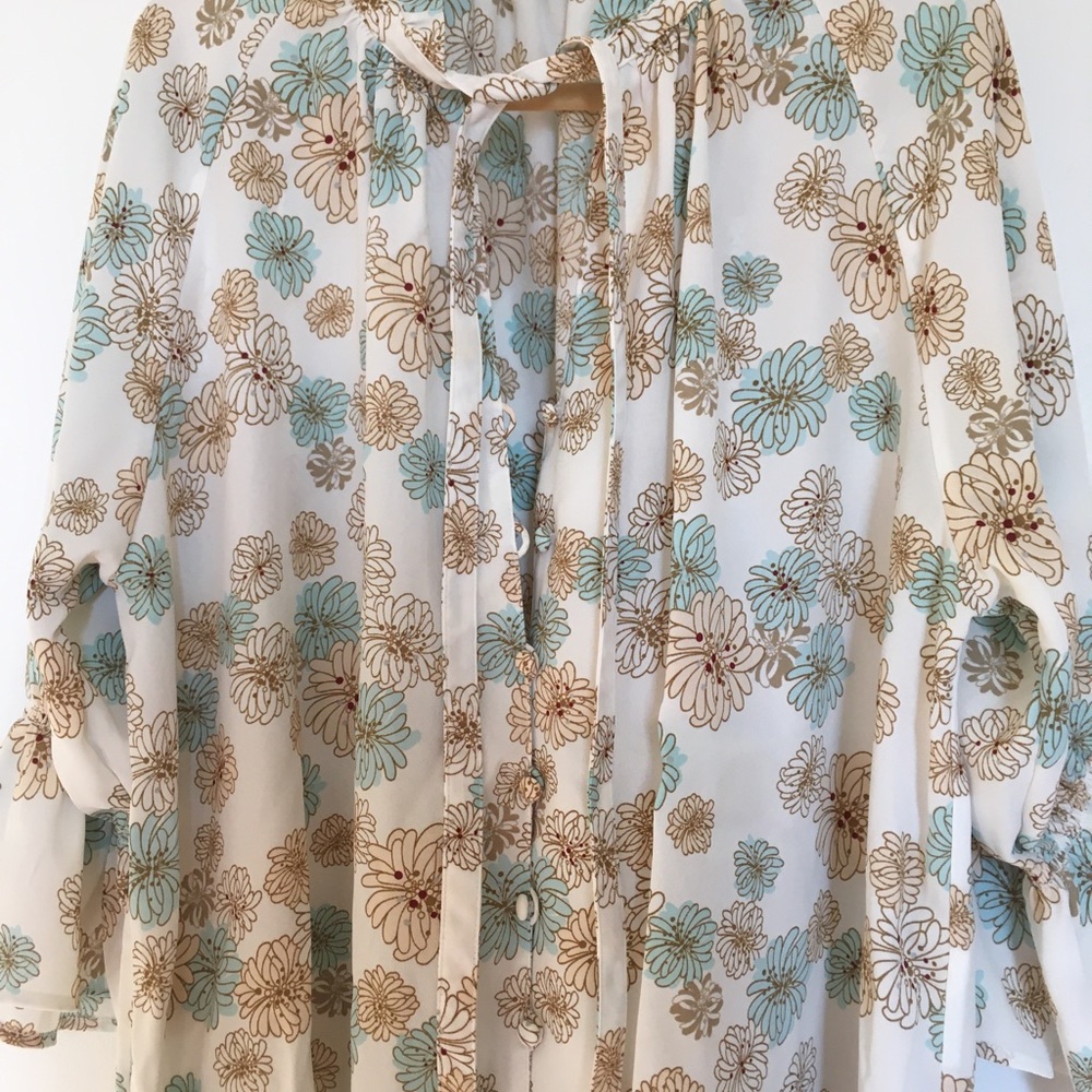 Uniqlo chiffon blouse